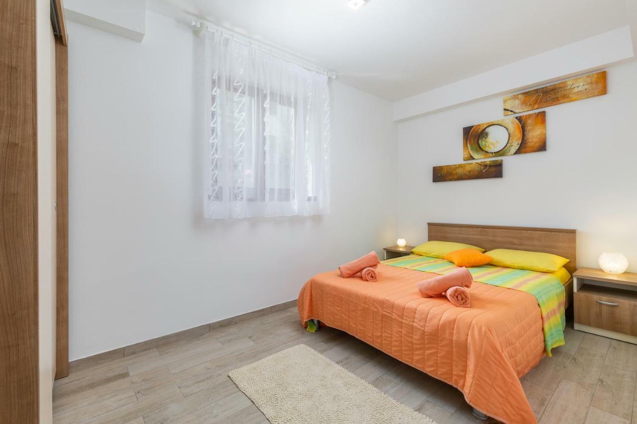 Guest House Ravnić Poreč Extérieur photo
